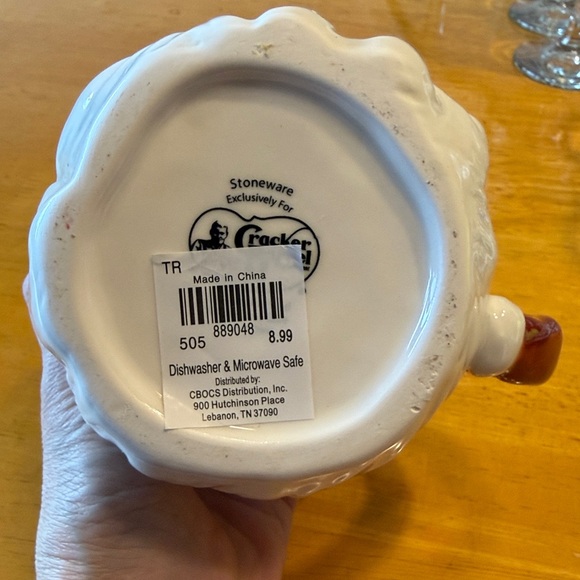 Stoneware Santa mug from Cracker Barrel. New with tag - Picture 6 of 8